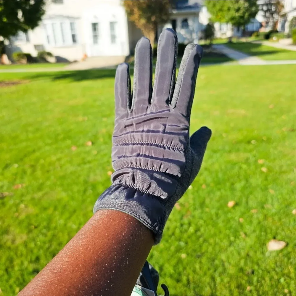 New GH Charcoal Grey Cotton Blend Touch Screen Insulated Gloves.